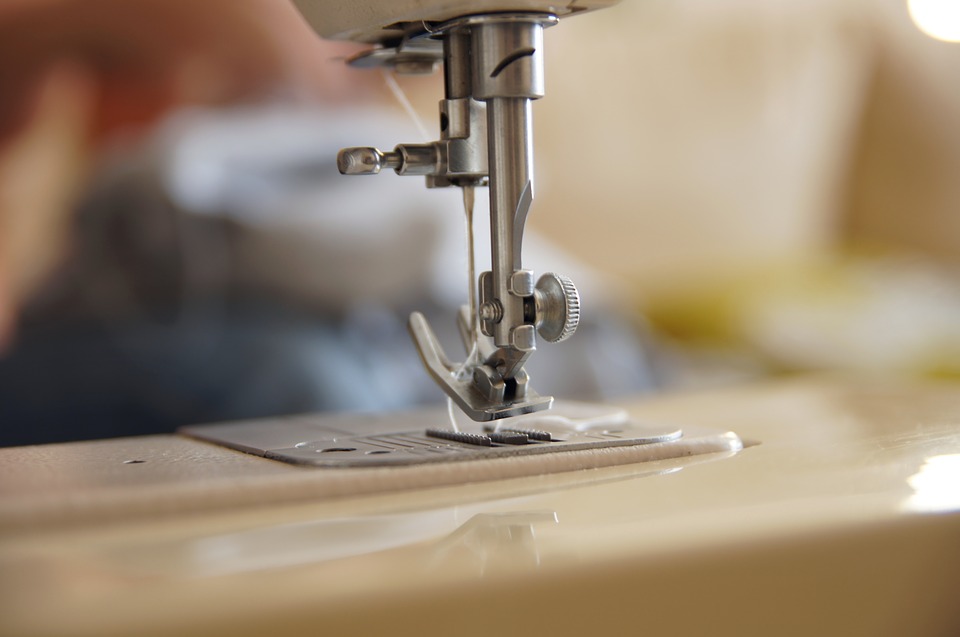 Brother CS6000i Sewing Machine for Beginners